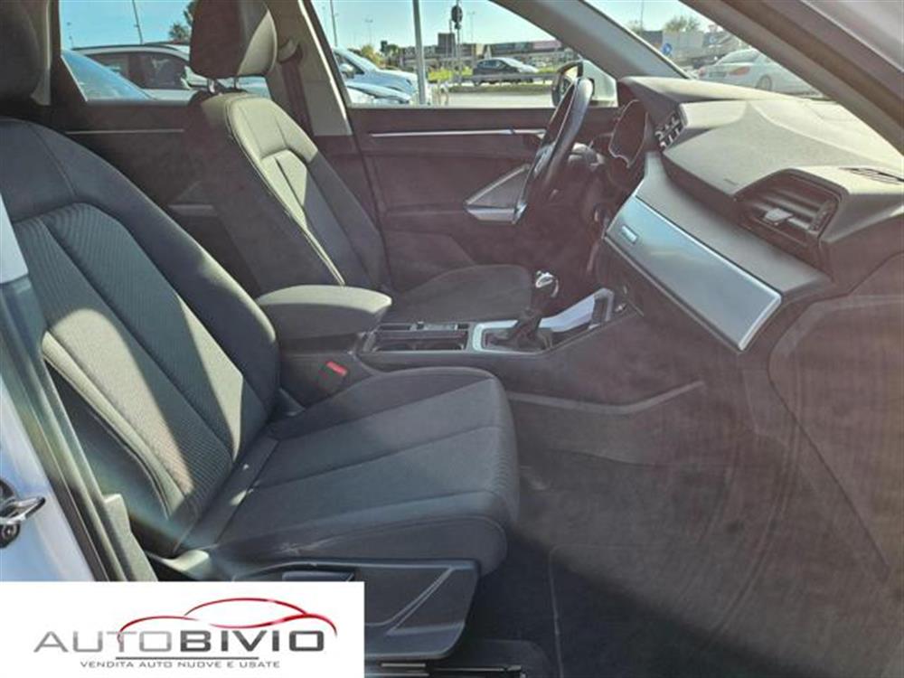 Q3 Q3 35 TDI S tronic Busi