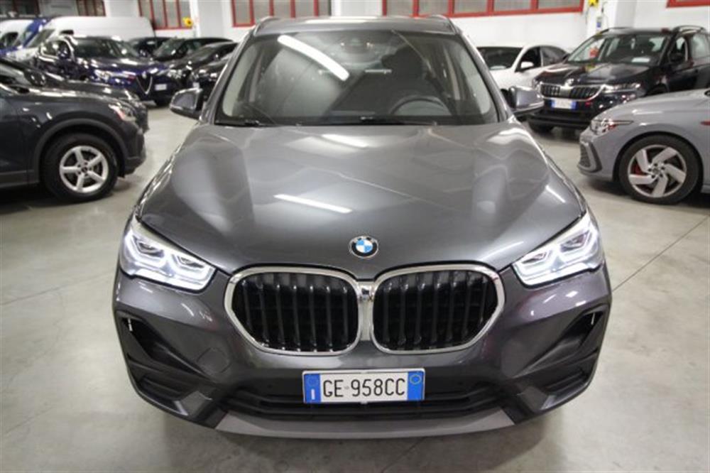 X1 X1 xDrive25e Business A