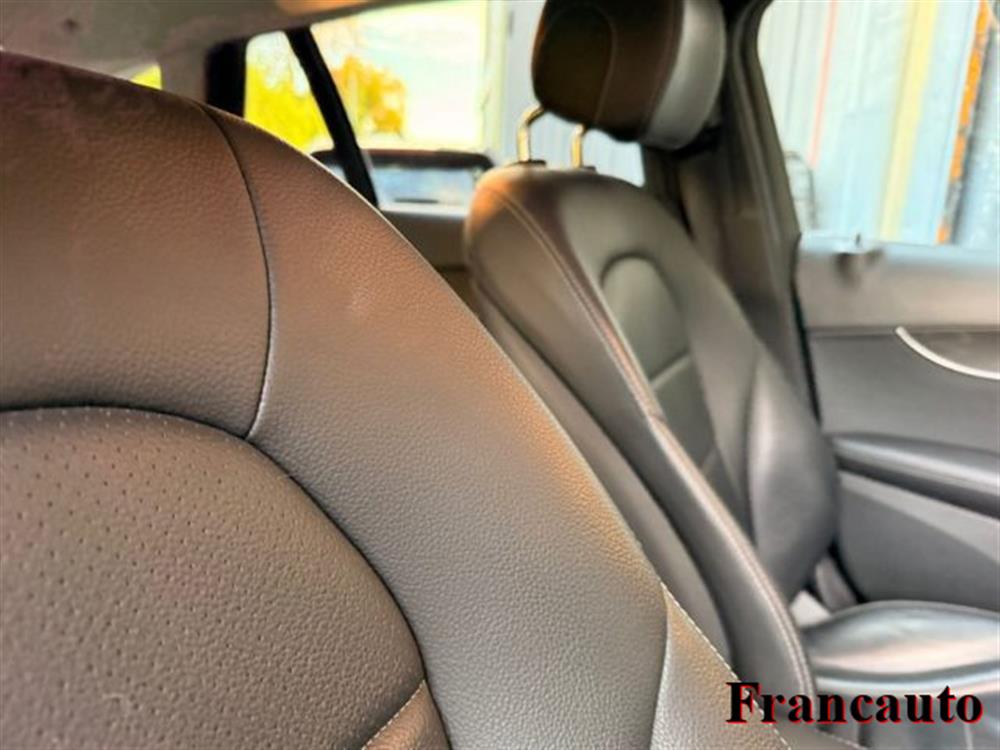 C 220 C 220 d S.W. 4Matic Auto P