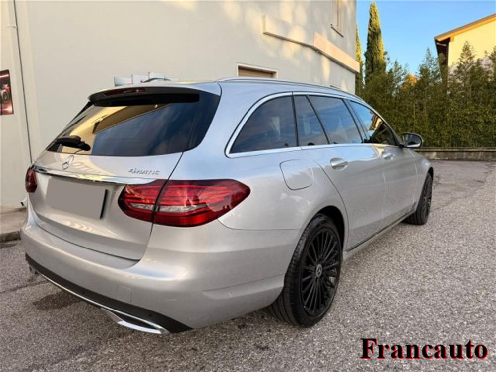 C 220 C 220 d S.W. 4Matic Auto P