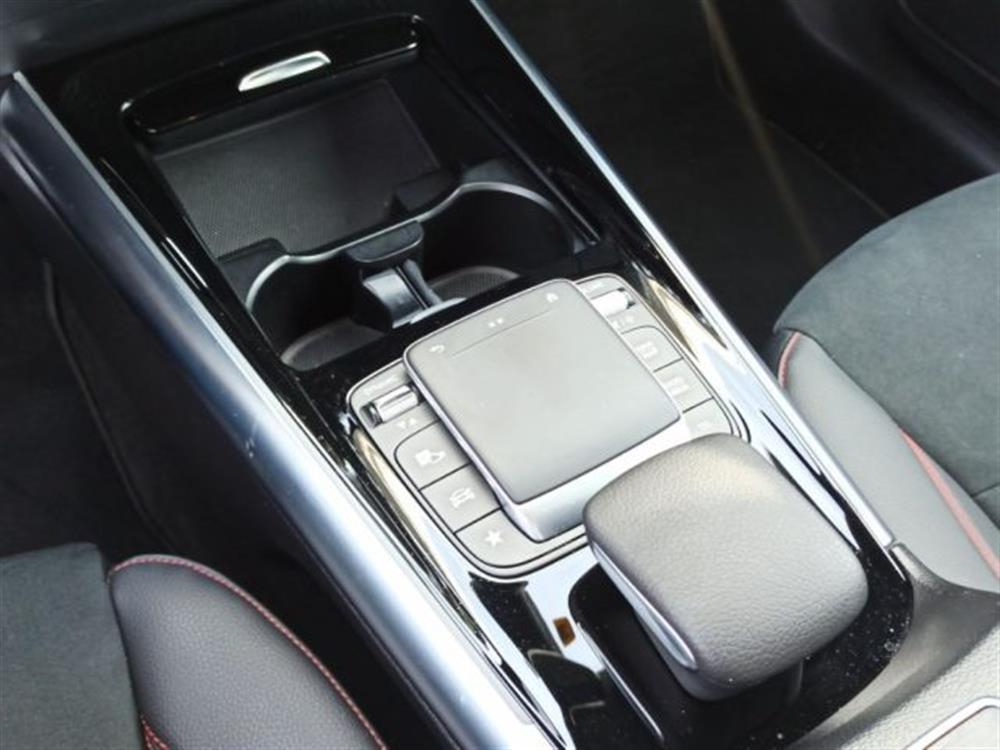 GLA 250 GLA 250 e hybrid EQ Premium