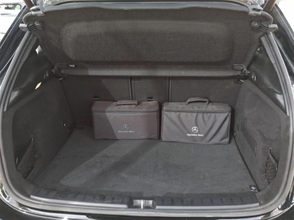 GLA 250 GLA 250 e hybrid EQ Premium