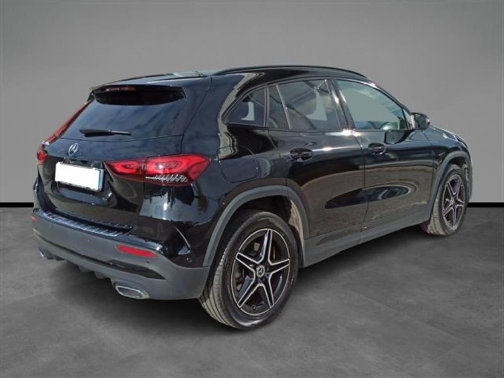 GLA 250 GLA 250 e hybrid EQ Premium