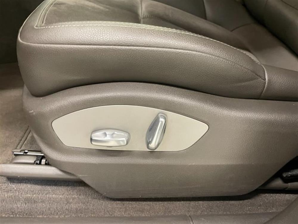 Macan Macan 2.0 PDK * 252CV *