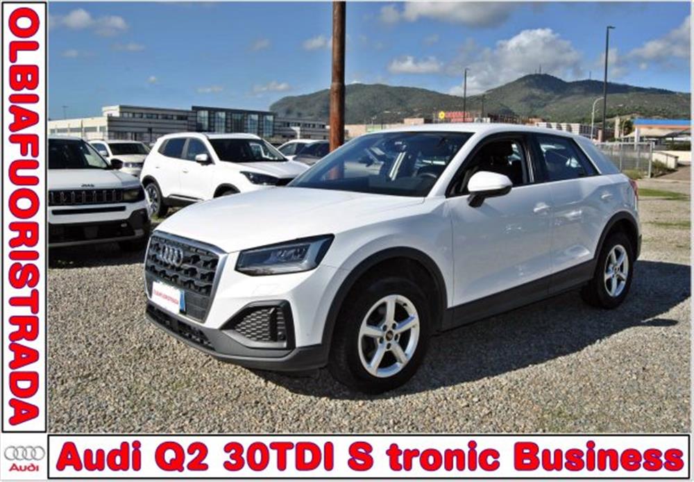 Q2 Q2 30 TDI S tronic Busi