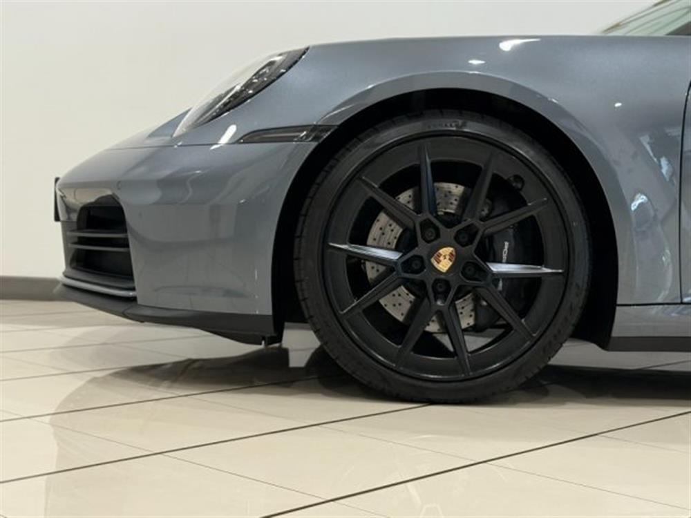 911 911 Carrera 992.2 394 CV