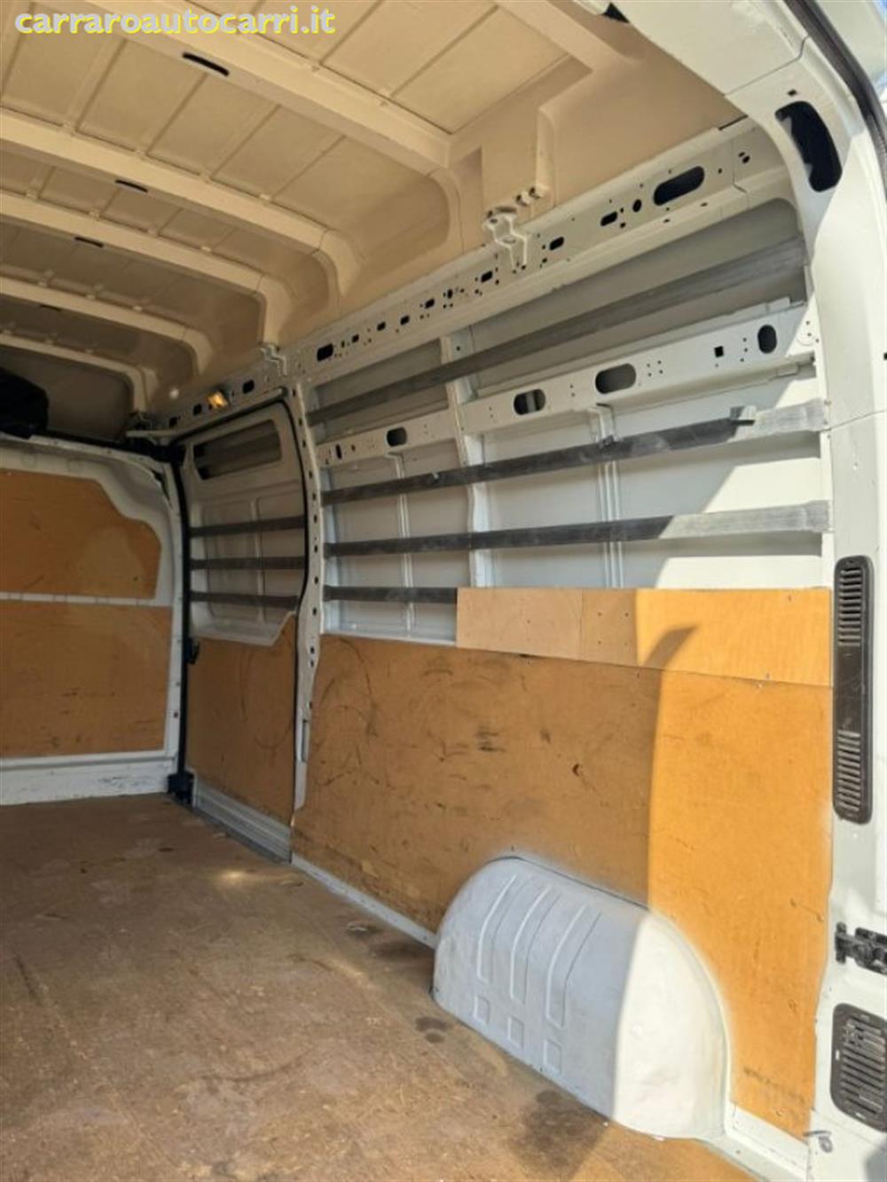 NV400 NV400 35 2.3 dCi 125CV PL-