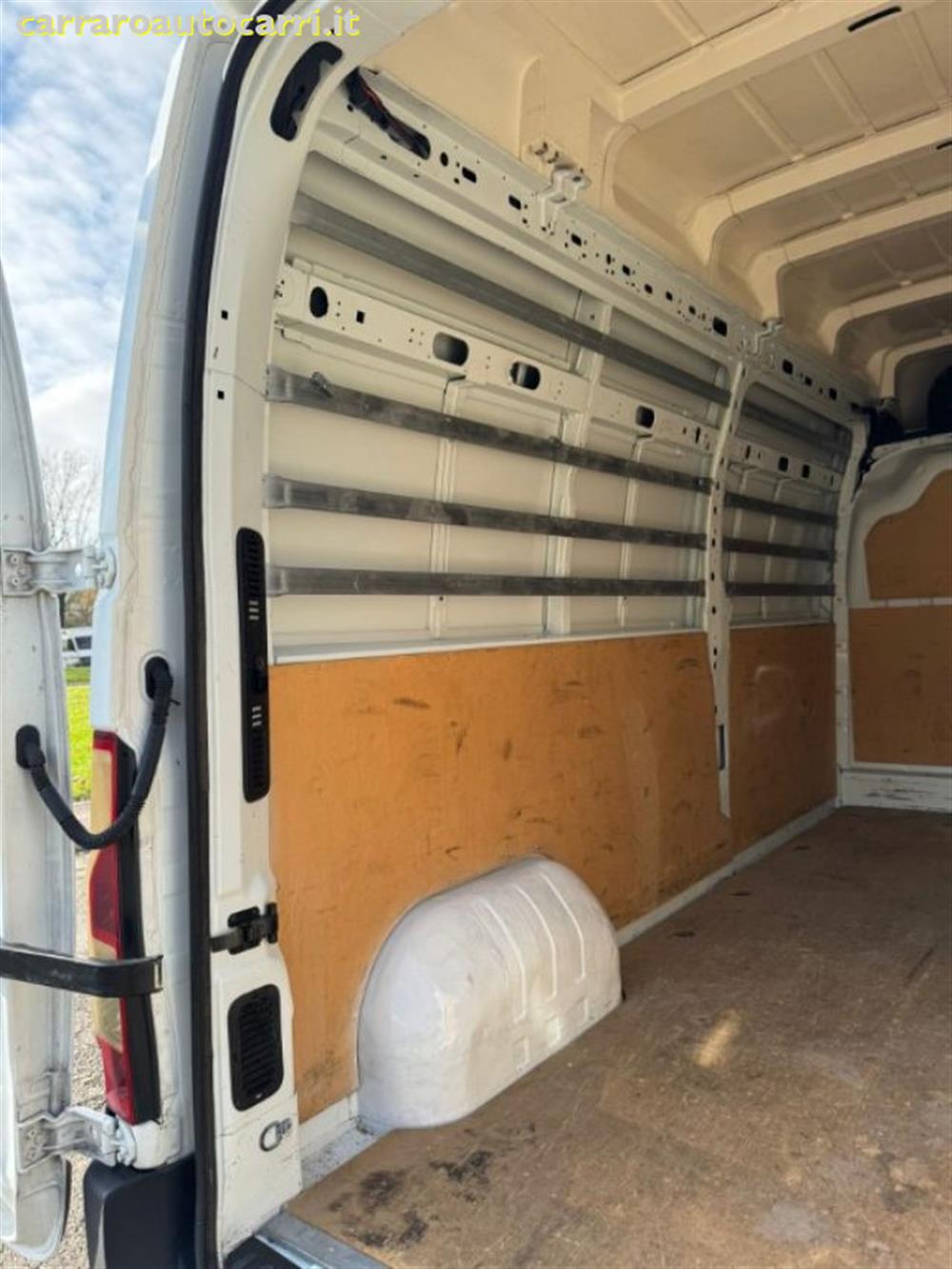 NV400 NV400 35 2.3 dCi 125CV PL-