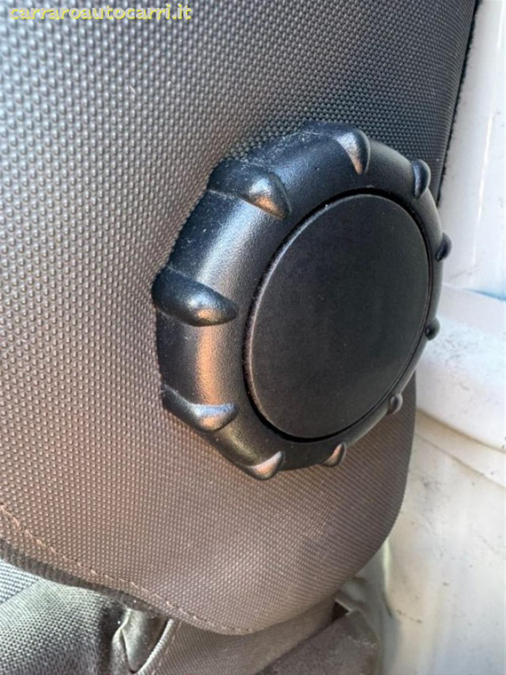 NV400 NV400 35 2.3 dCi 125CV PL-