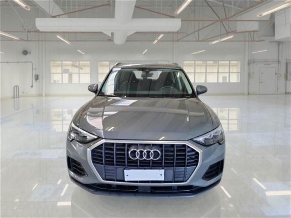 Q3 Q3 35 TDI S tronic Busi