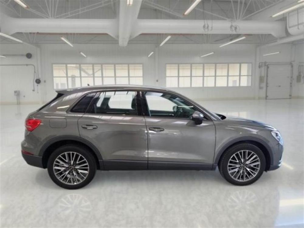 Q3 Q3 35 TDI S tronic Busi