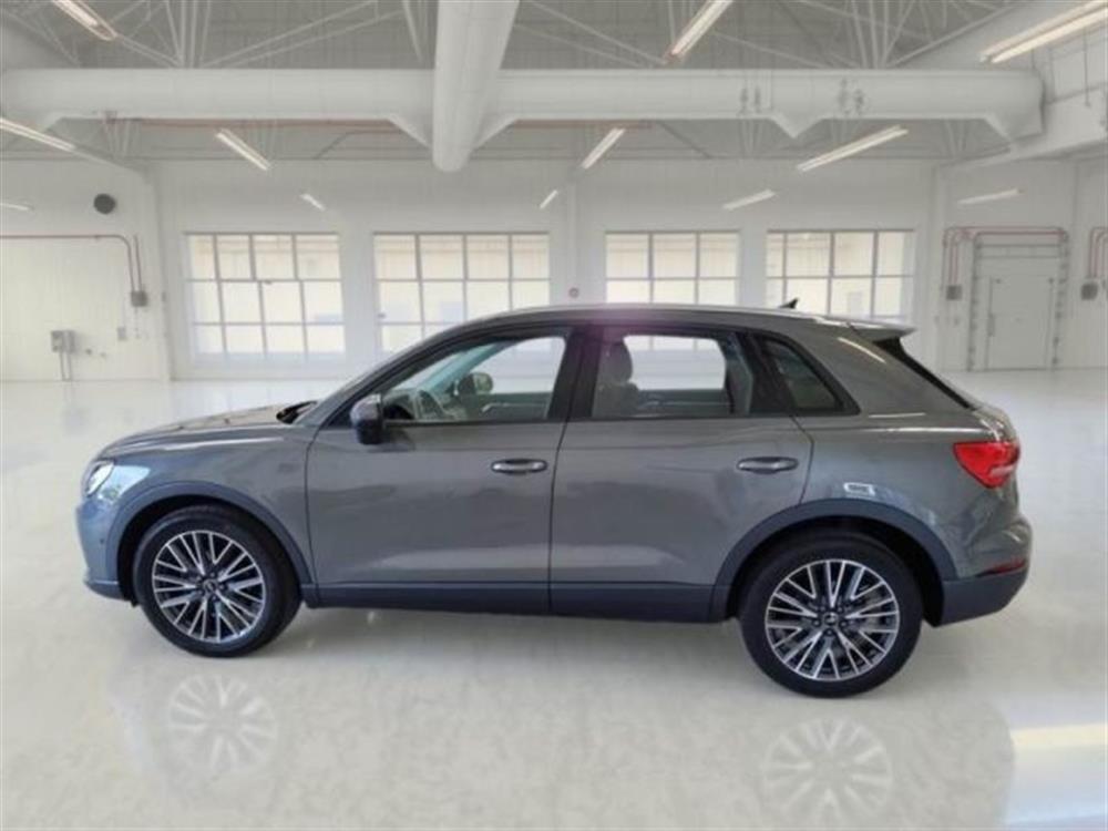 Q3 Q3 35 TDI S tronic Busi