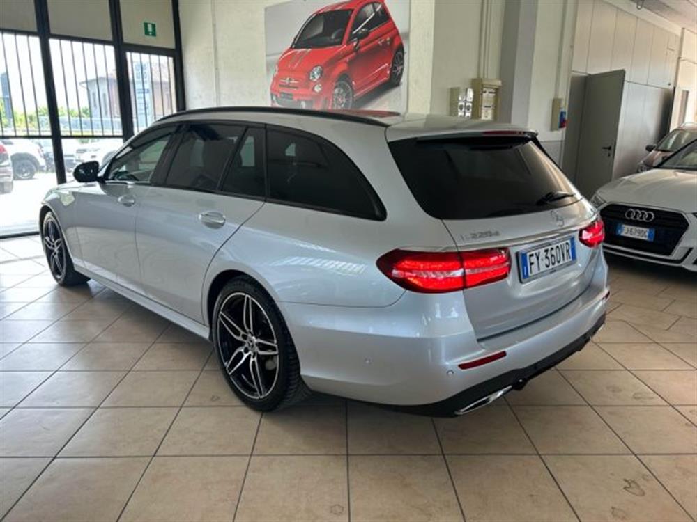 E 220 E 220 d S.W. 4Matic Auto P