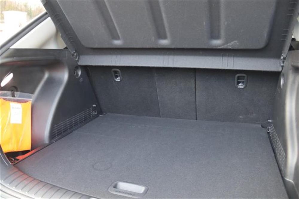 Kona Kona HEV 1.6 DCT XClass