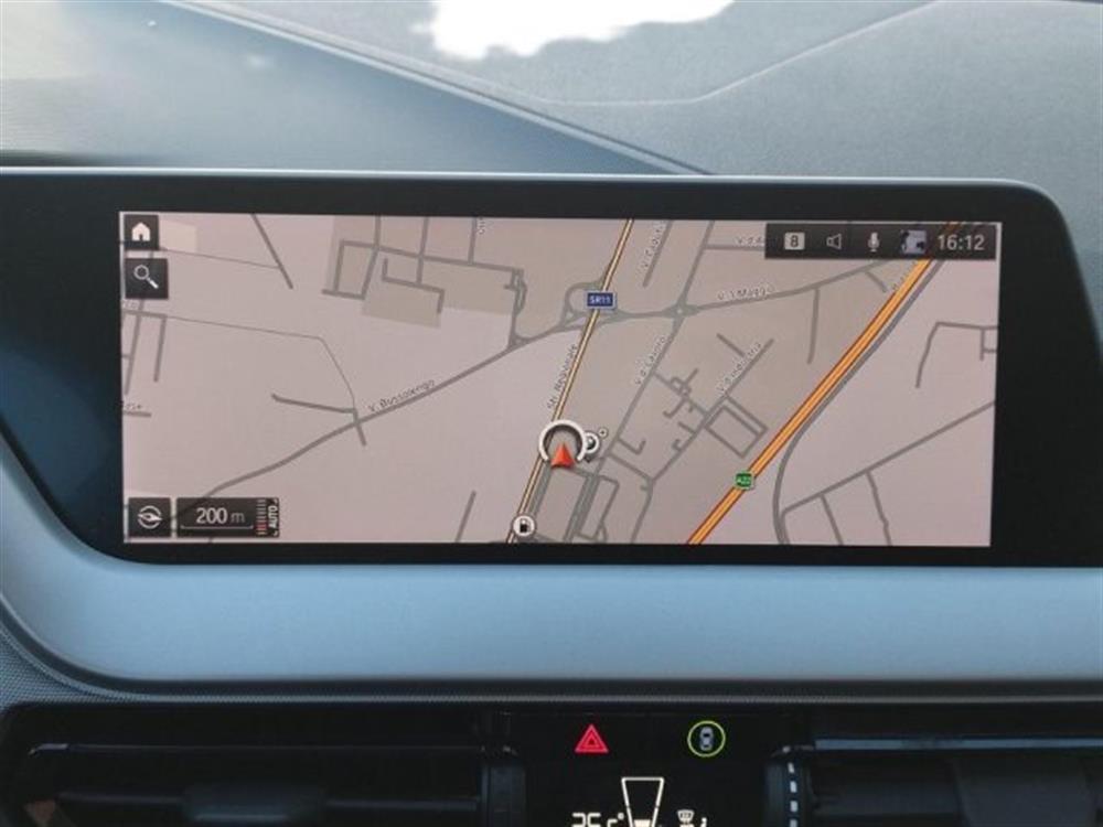 118 118 i 5p. Business Advan