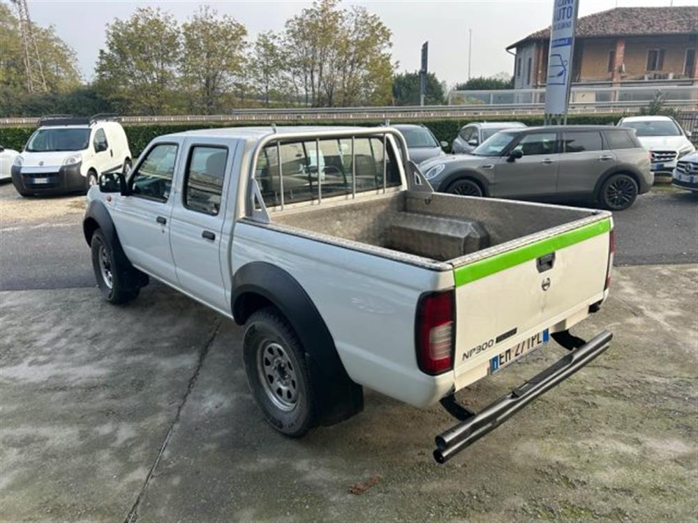 Navara Navara 2.5 D 4p. Double Cab