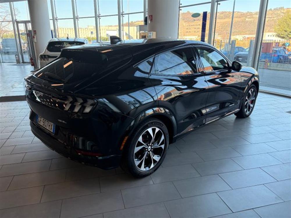 Mustang Mach-E Mustang Mach-E AWD STD RANGE 72KWH/