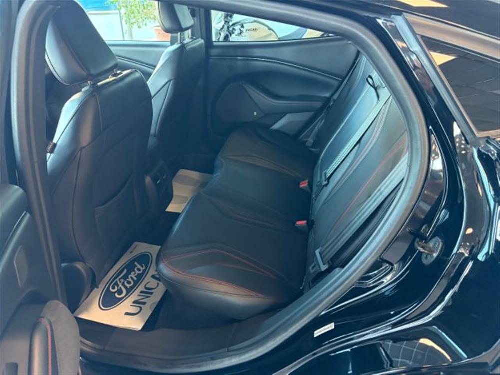 Mustang Mach-E Mustang Mach-E AWD STD RANGE 72KWH/