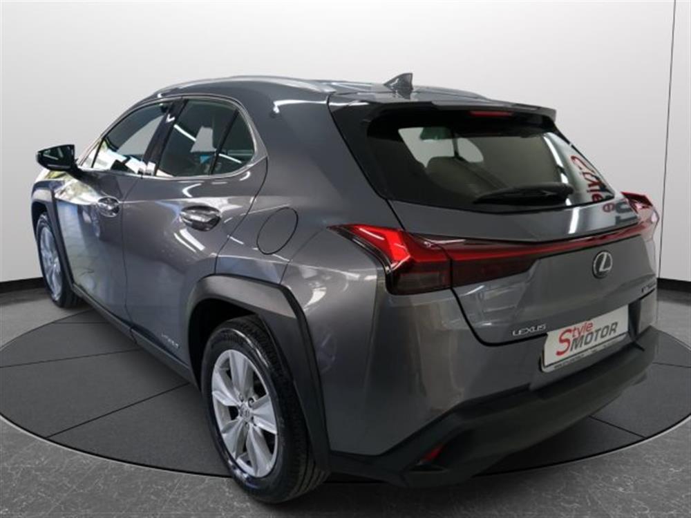 UX 250h UX 250h Hybrid Business 2WD