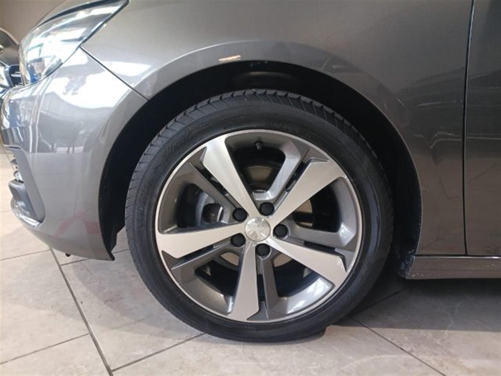 308 308 BlueHDi 130 S&S EAT8