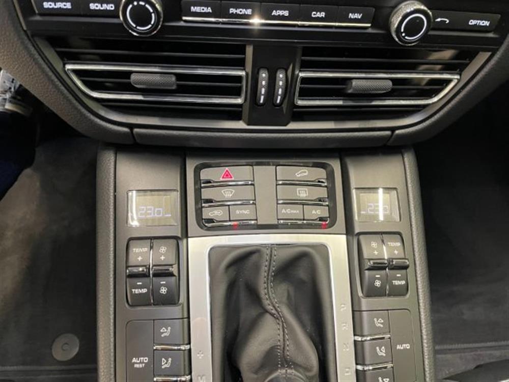 Macan Macan 2.0 PDK * 245CV *