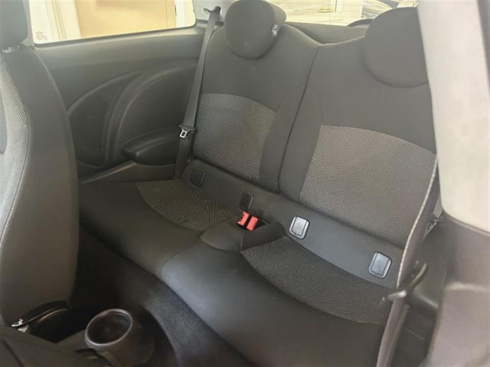 One One 1.4 16V One (55kW)