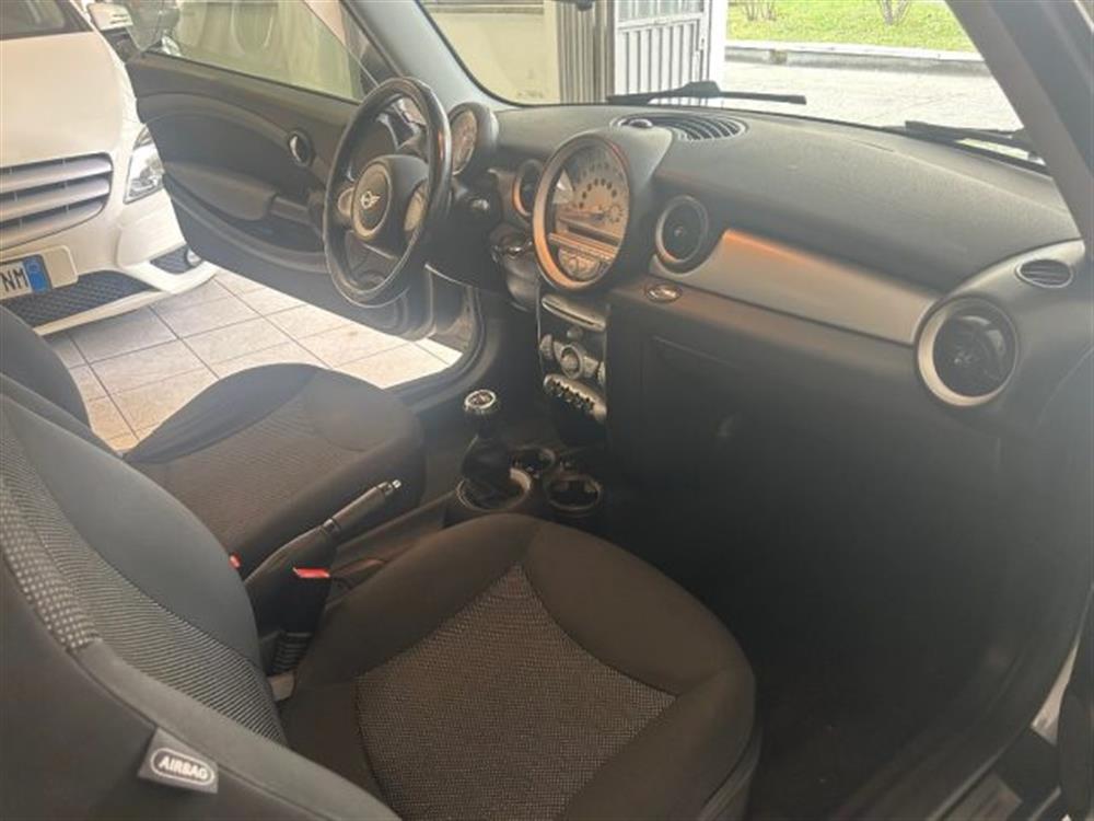 One One 1.4 16V One (55kW)