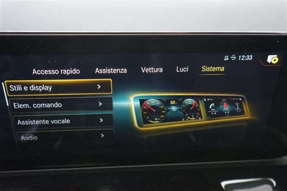 GLA 180 GLA 180 d Automatic Business