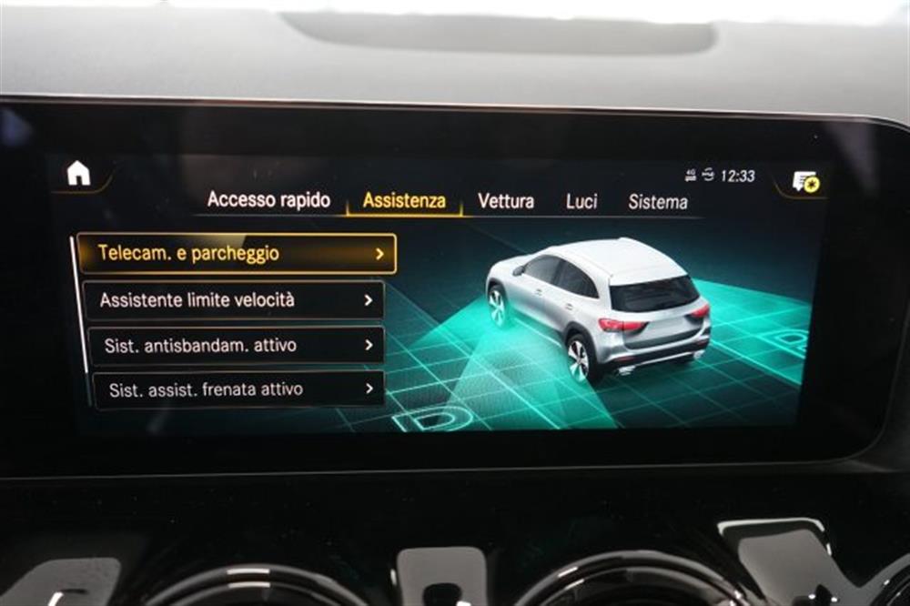 GLA 180 GLA 180 d Automatic Business