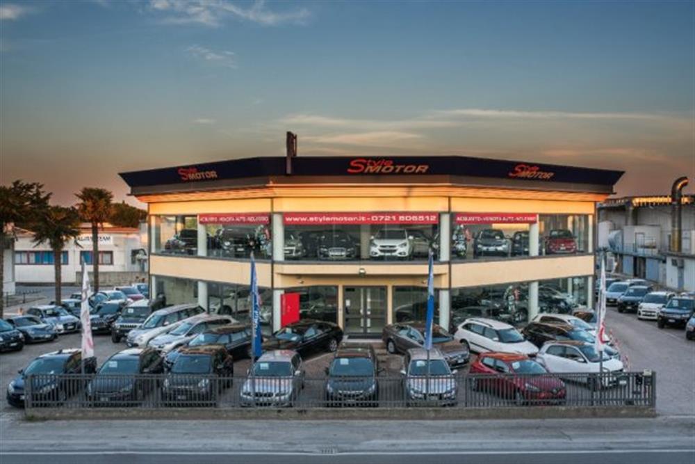 GLA 180 GLA 180 d Automatic Business