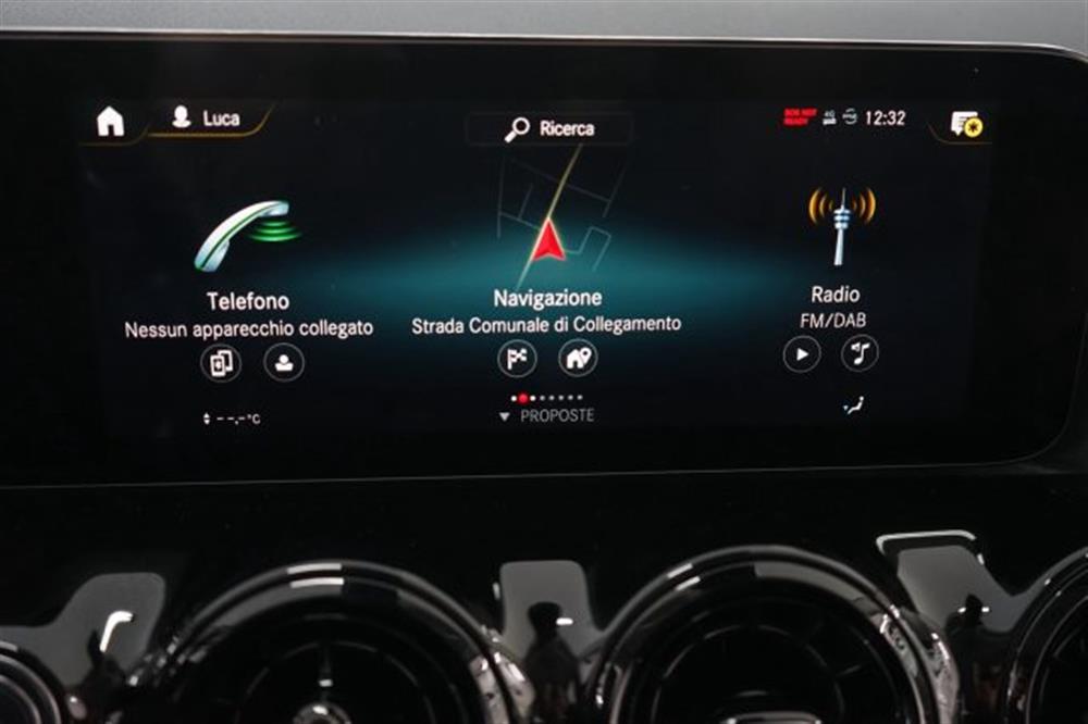 GLA 180 GLA 180 d Automatic Business