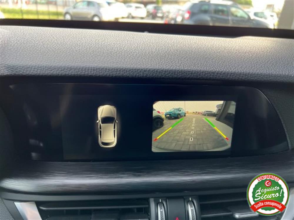 Stelvio Stelvio 210 CV AT8 Q4 Execut