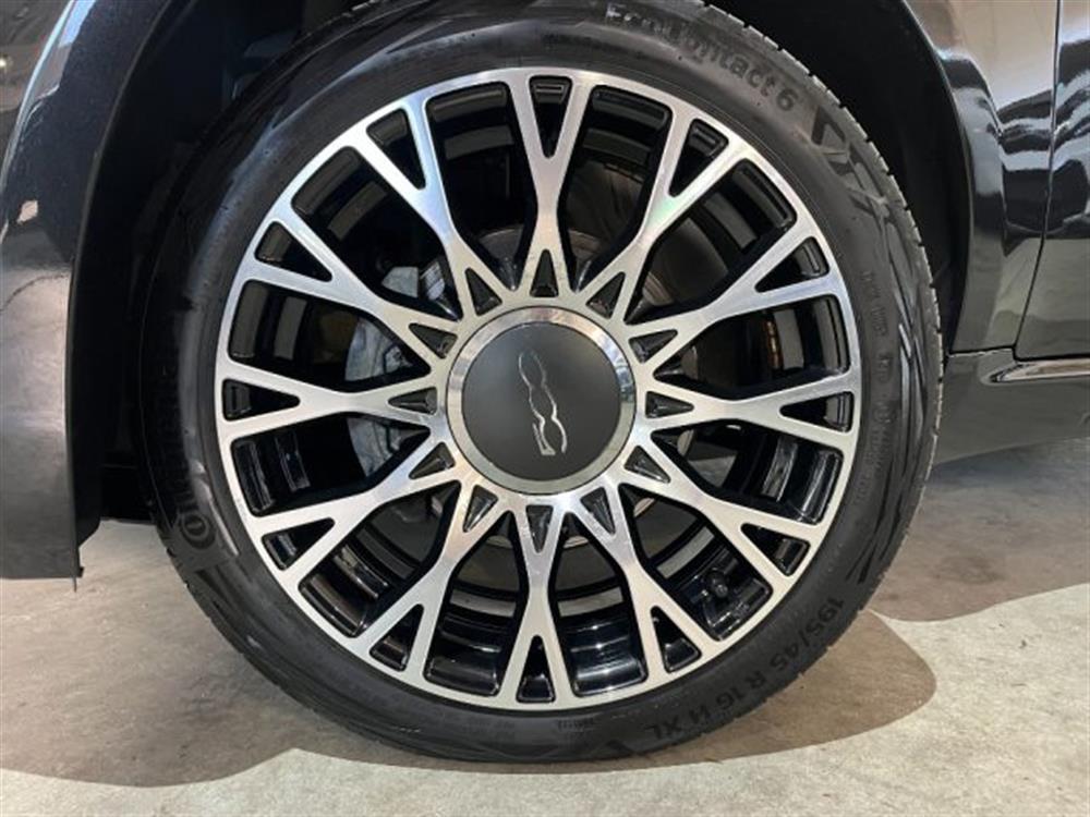 500C 500C Hybrid Launch Editio