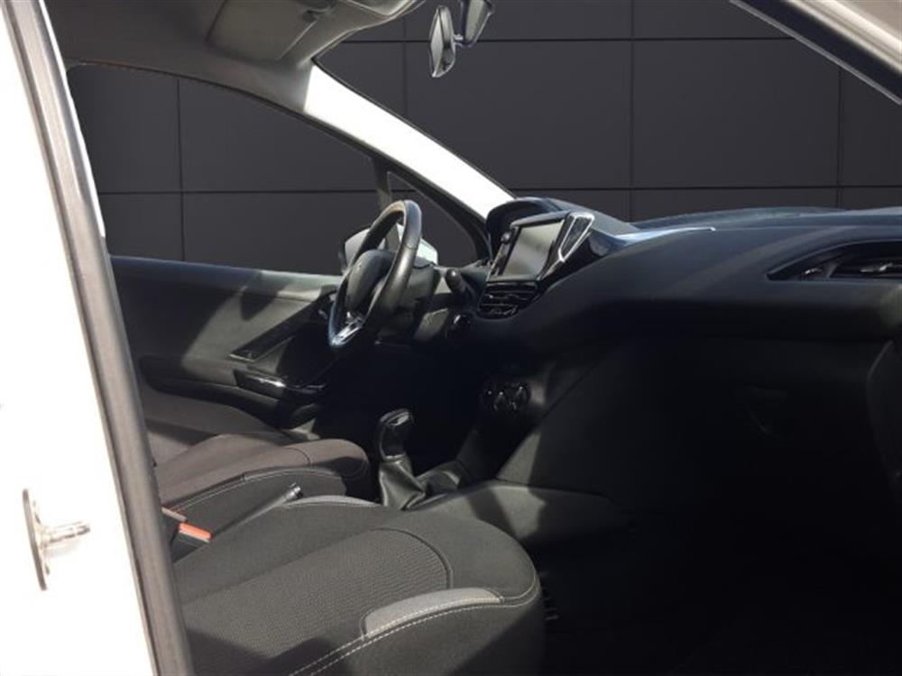 208 208 1° serie PureTech 82