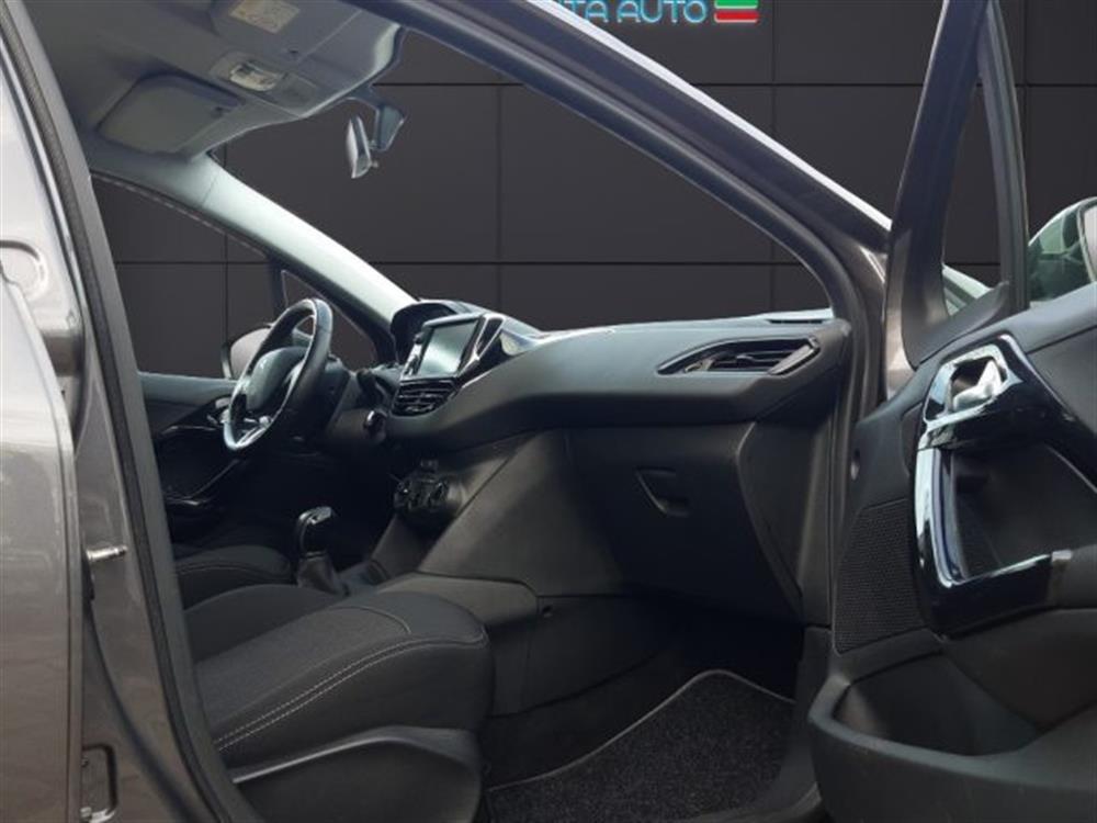 208 208 1° serie PureTech 82