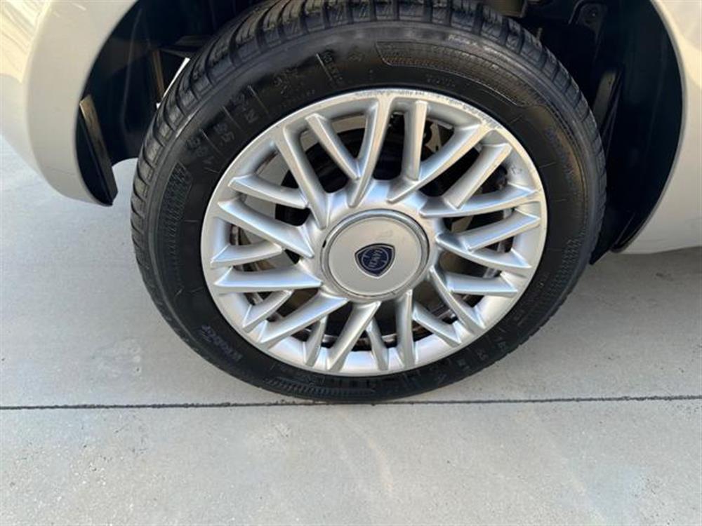 Ypsilon Ypsilon 1.2 69 CV 5P GPL Eco