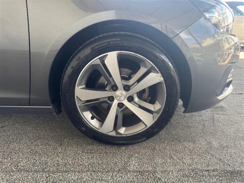 308 308 BlueHDi 120cv S&S EA