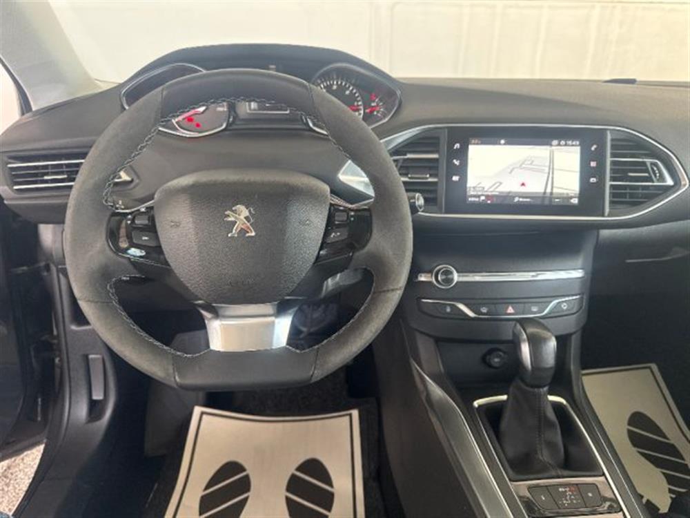 308 308 BlueHDi 120cv S&S EA