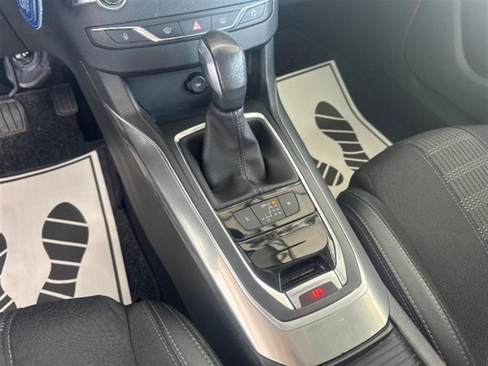 308 308 BlueHDi 120cv S&S EA