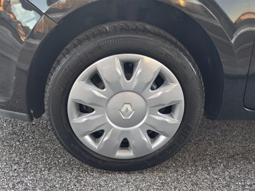 Clio Clio 1.2 16V 65CV 3 porte