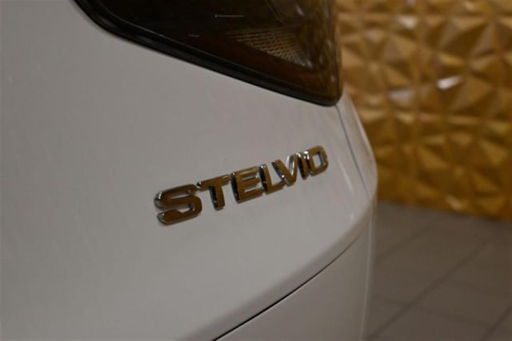 Stelvio Stelvio NUOVA 2.2 T VELOCE Q