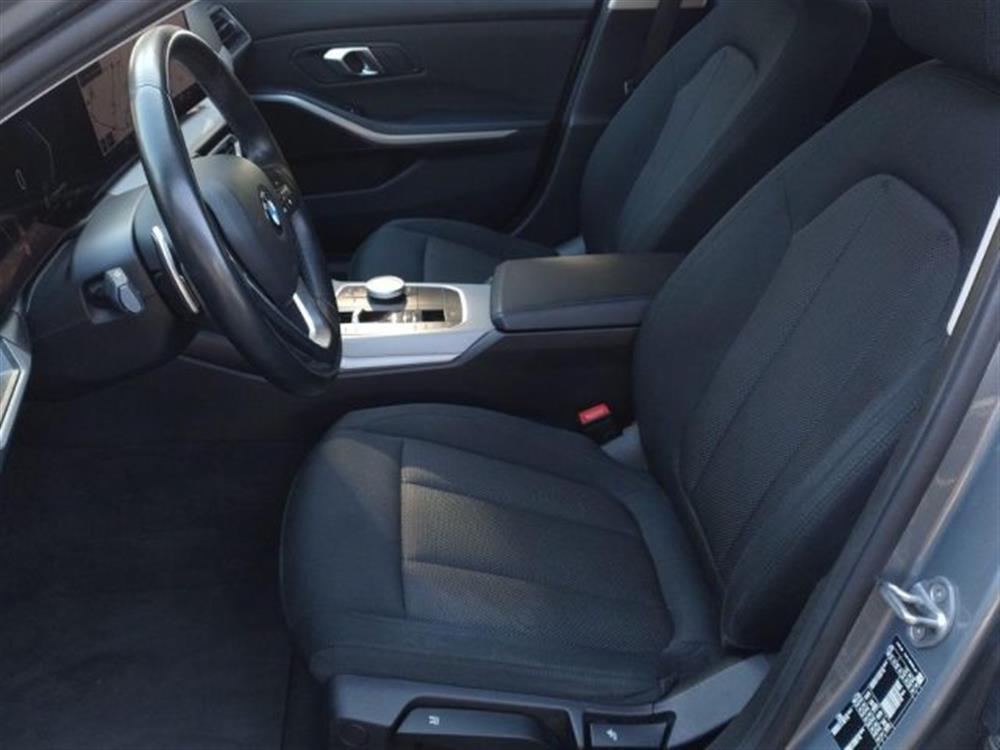 320 320 d 48V Touring Aut.