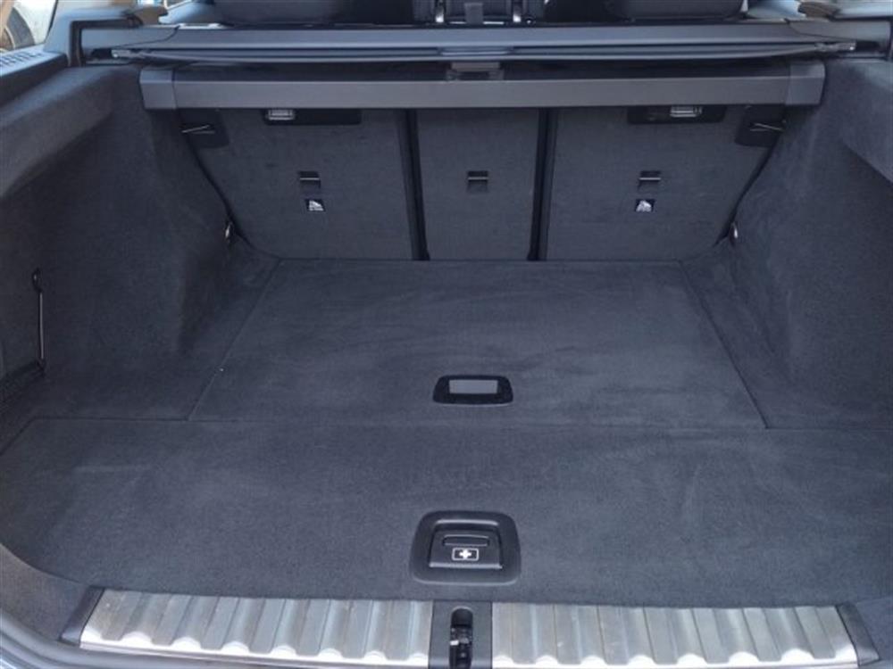 320 320 d 48V Touring Aut.