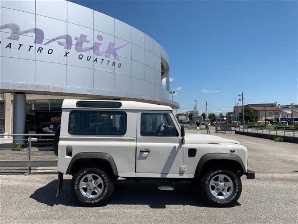 Defender Defender 90 2.4 TD4 Station W