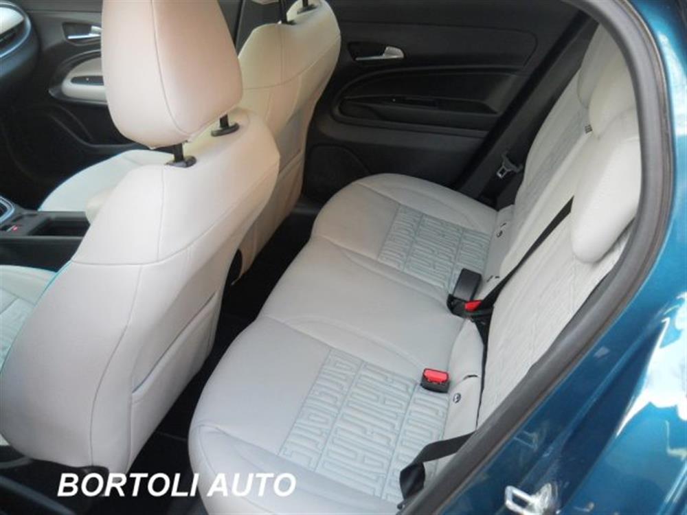 600 600 HYBRID 100cv 15.000