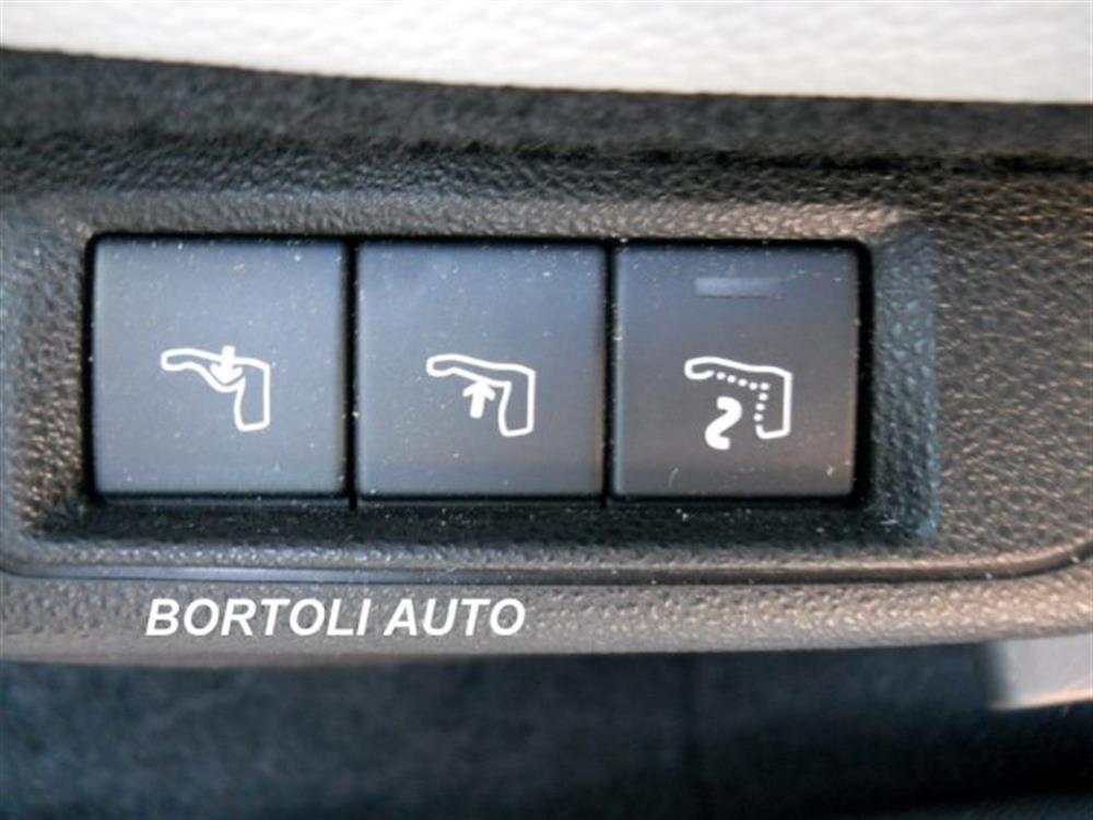 600 600 HYBRID 100cv 15.000