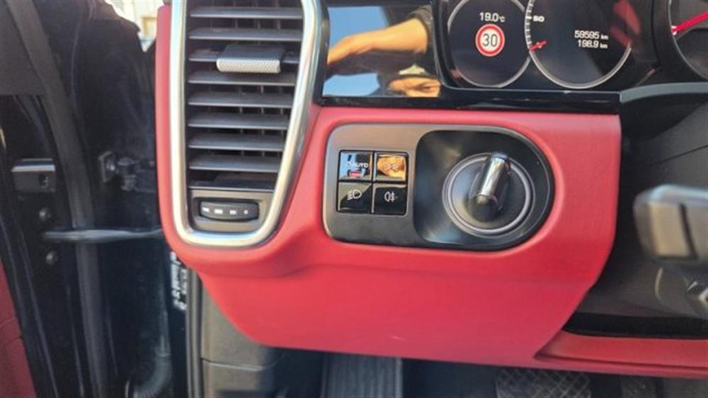 Cayenne Cayenne 3.0 V6 PERMUTE STRAF