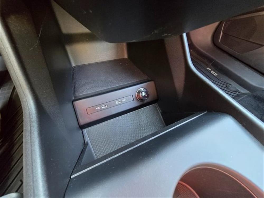 Q4 e-tron Q4 e-tron Business A. 500 KM A