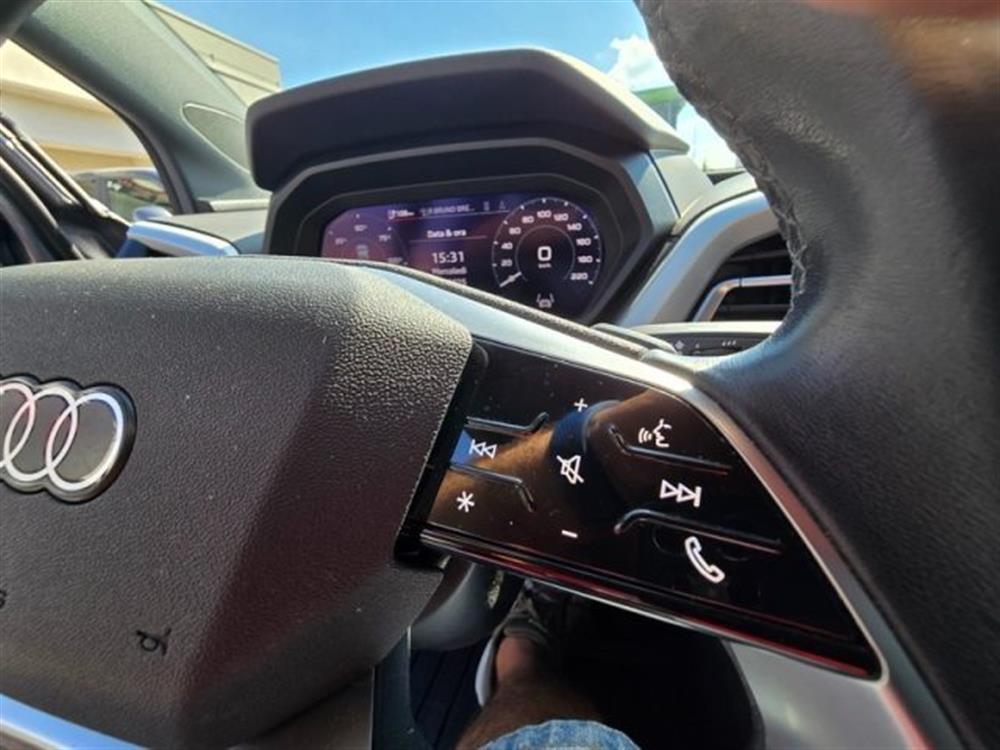 Q4 e-tron Q4 e-tron Business A. 500 KM A