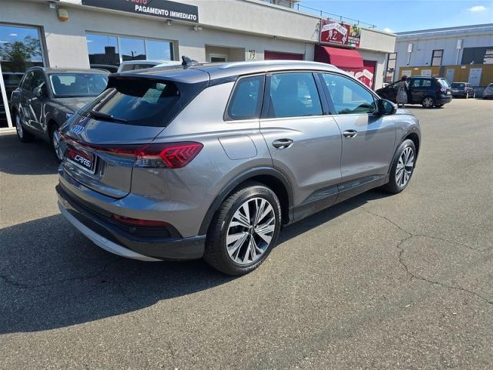 Q4 e-tron Q4 e-tron Business A. 500 KM A